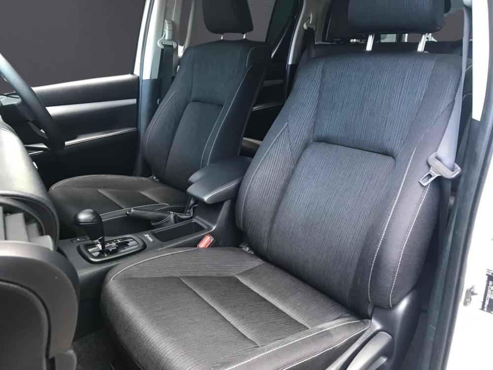 Toyota Hilux 2.4 Raider X 4X4 At