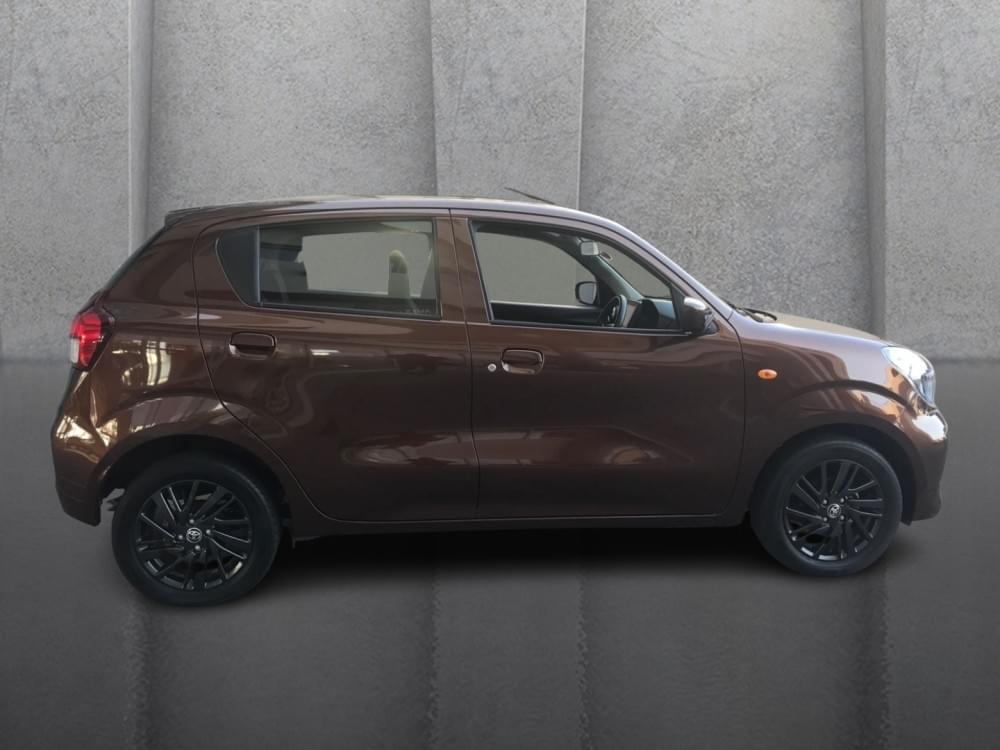 Toyota Vitz 1.0 Xr Amt