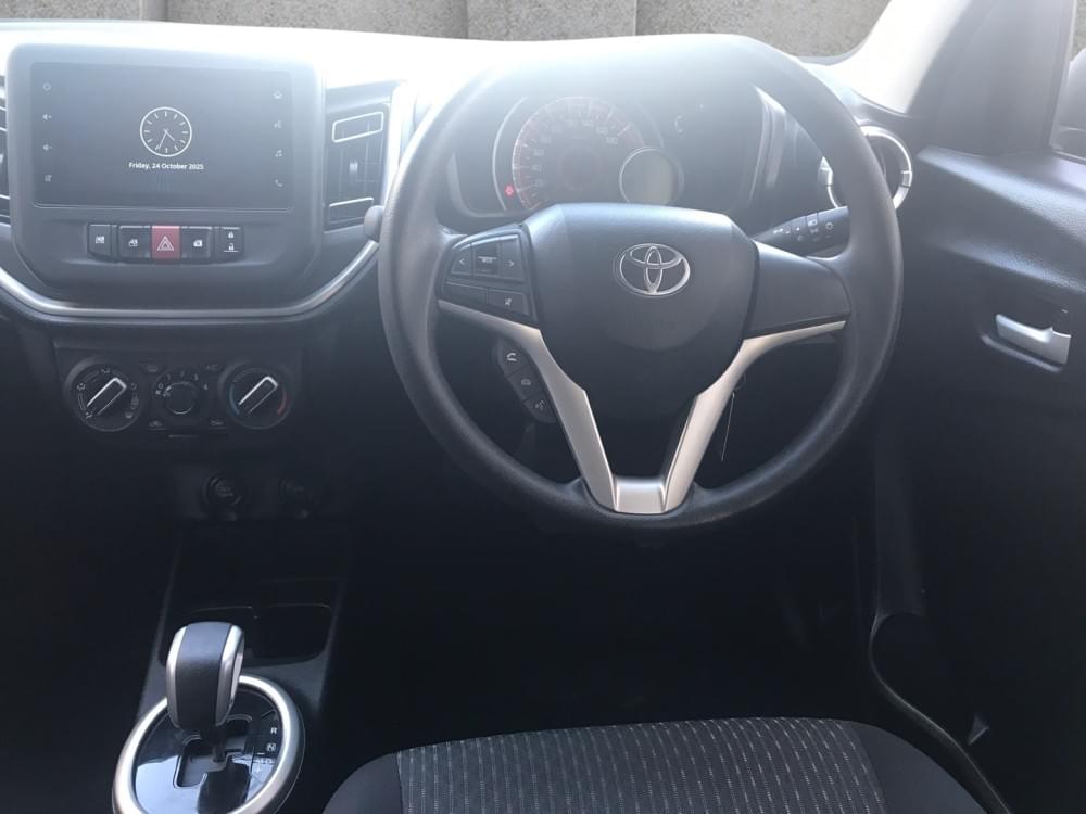 Toyota Vitz 1.0 Xr Amt