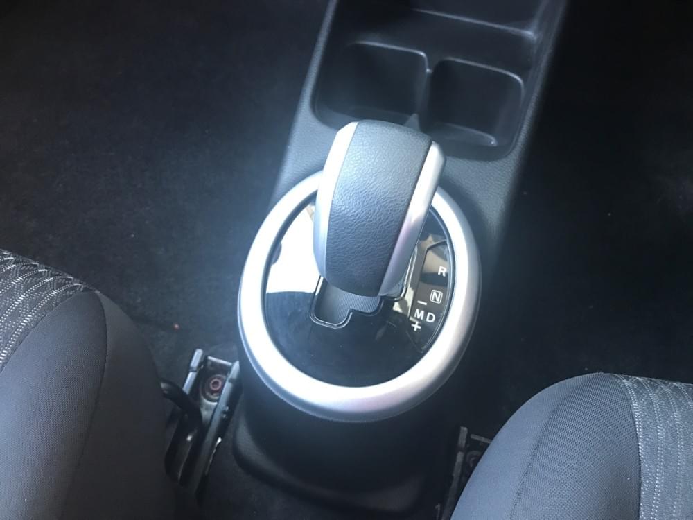 Toyota Vitz 1.0 Xr Amt