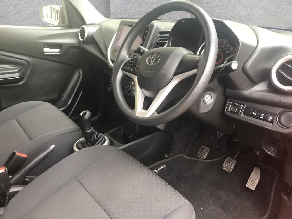 Toyota Vitz 1.0 Xr