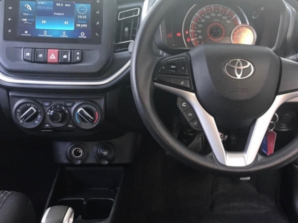 Toyota Vitz 1.0 Xr