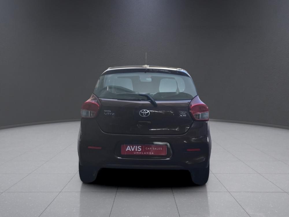 Toyota Vitz 1.0 Xr Amt