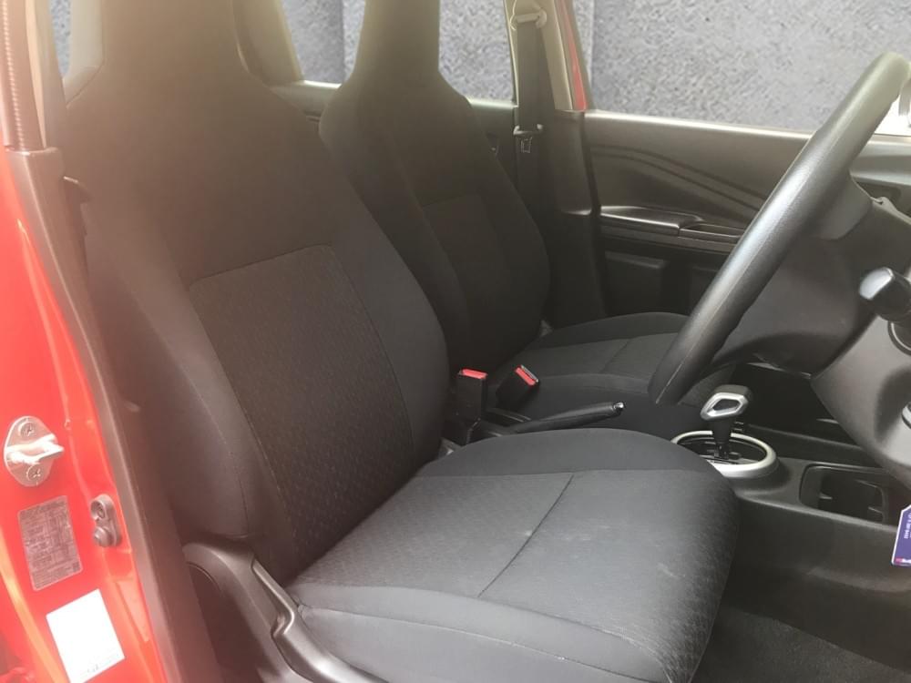 Toyota Vitz 1.0 Xr Amt