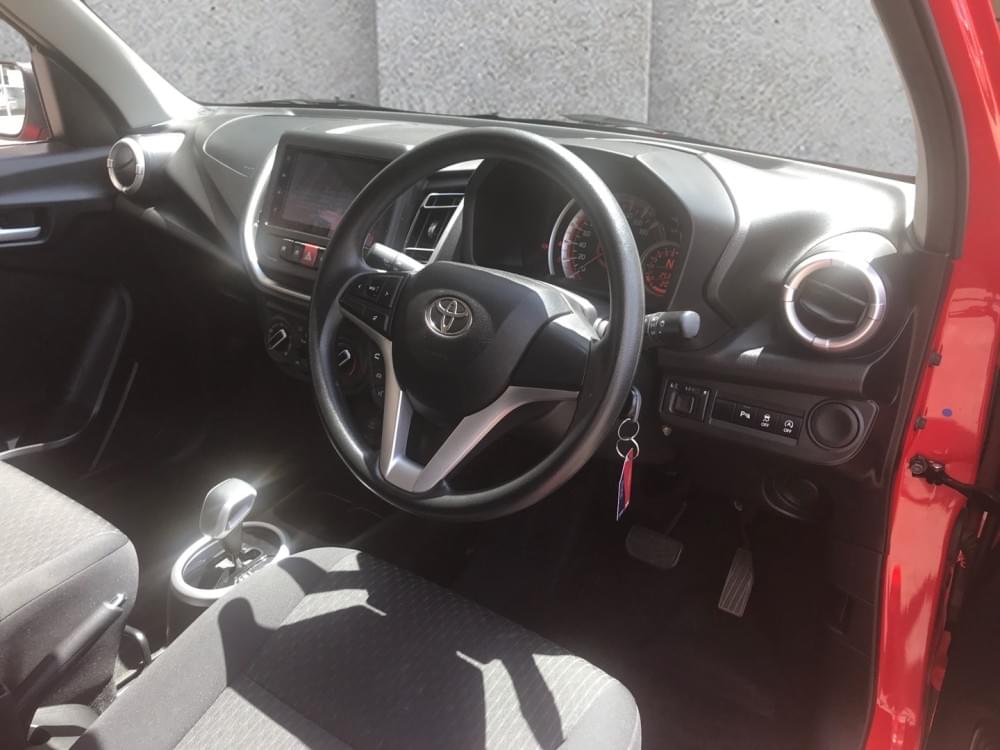 Toyota Vitz 1.0 Xr Amt