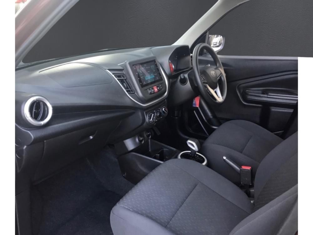 Toyota Vitz 1.0 Xr Amt