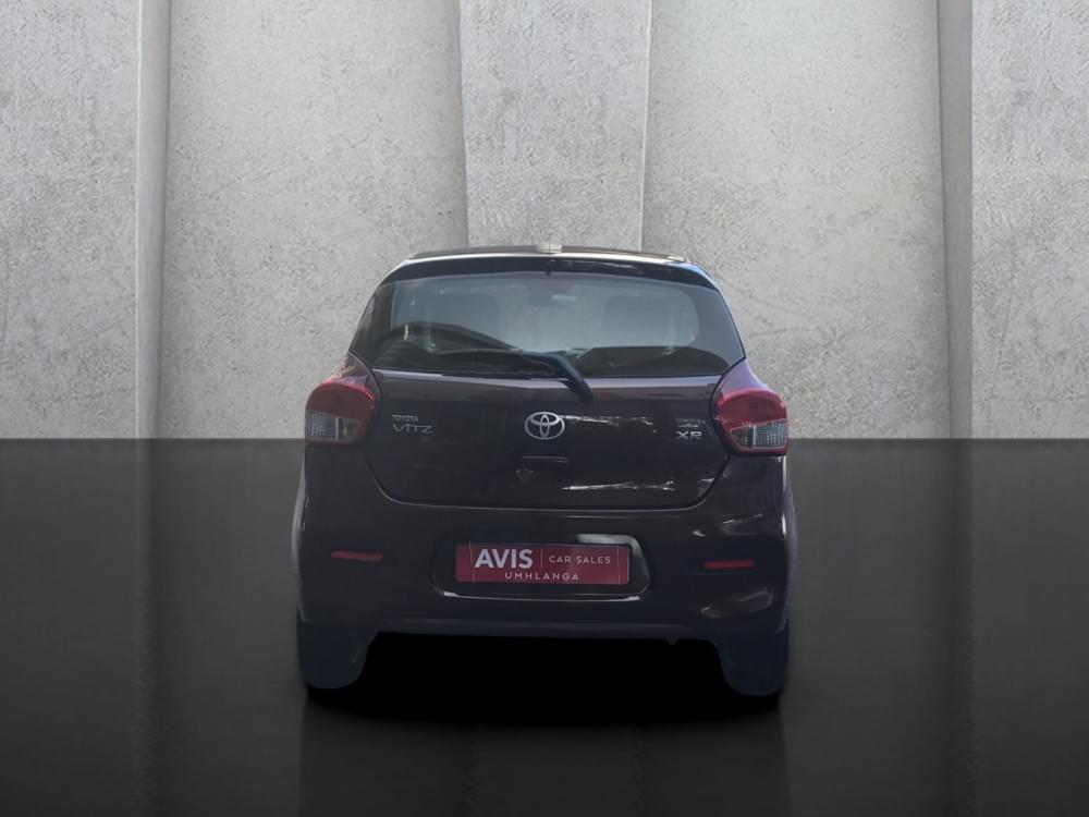 Toyota Vitz 1.0 Xr Amt