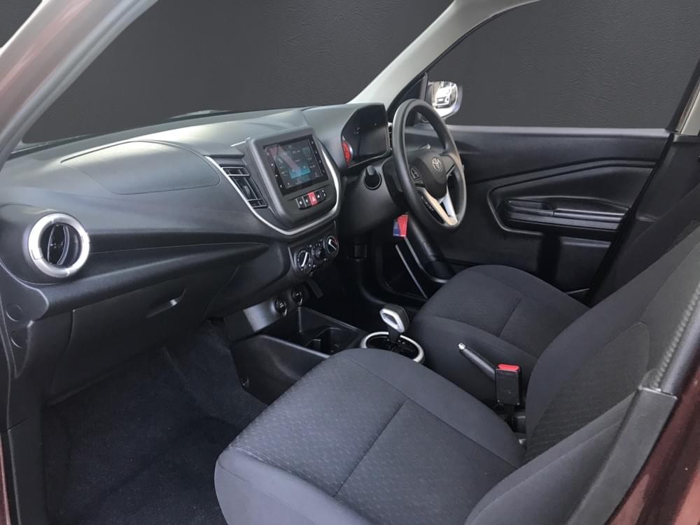 Toyota Vitz 1.0 Xr Amt