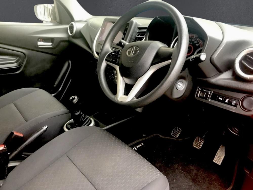 Toyota Vitz 1.0 Xr