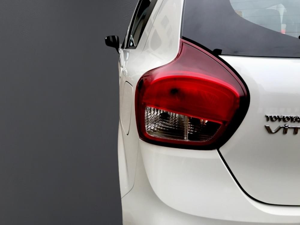 Toyota Vitz 1.0 Xr Amt
