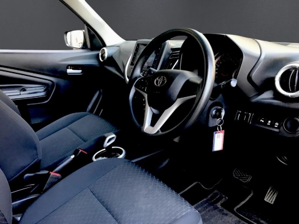 Toyota Vitz 1.0 Xr Amt