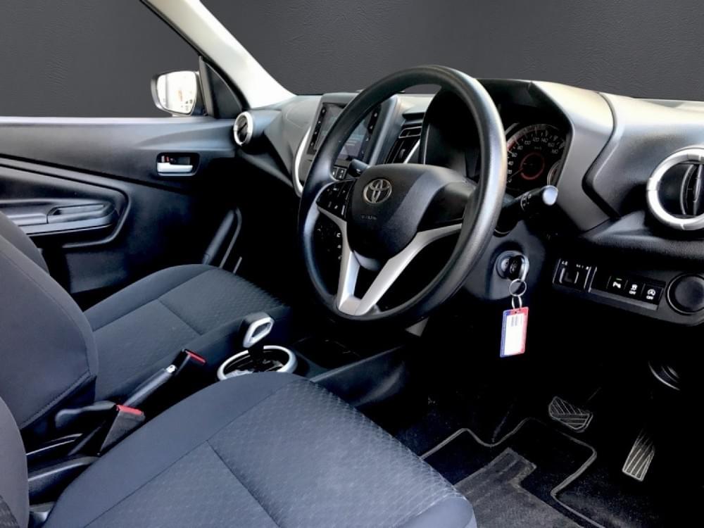 Toyota Vitz 1.0 Xr Amt