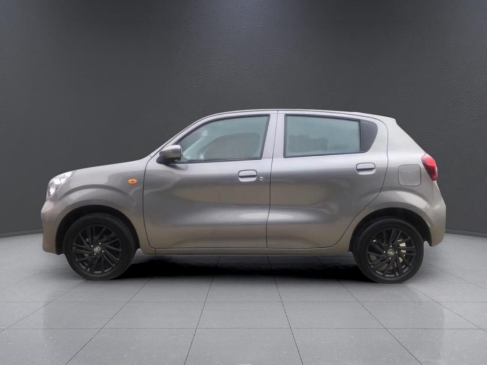 Toyota Vitz 1.0 Xr Mt