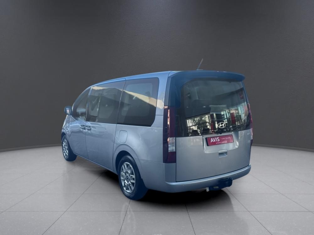 Hyundai N/A 2.2D Executive 9 Seater At