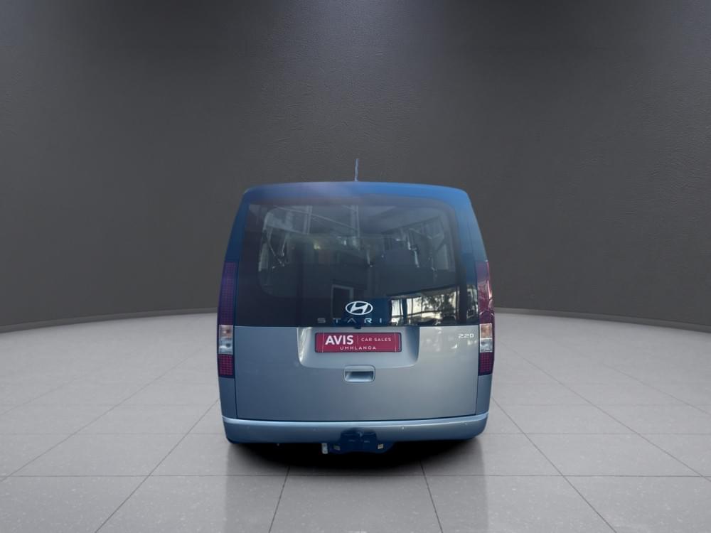 Hyundai N/A 2.2D Executive 9 Seater At