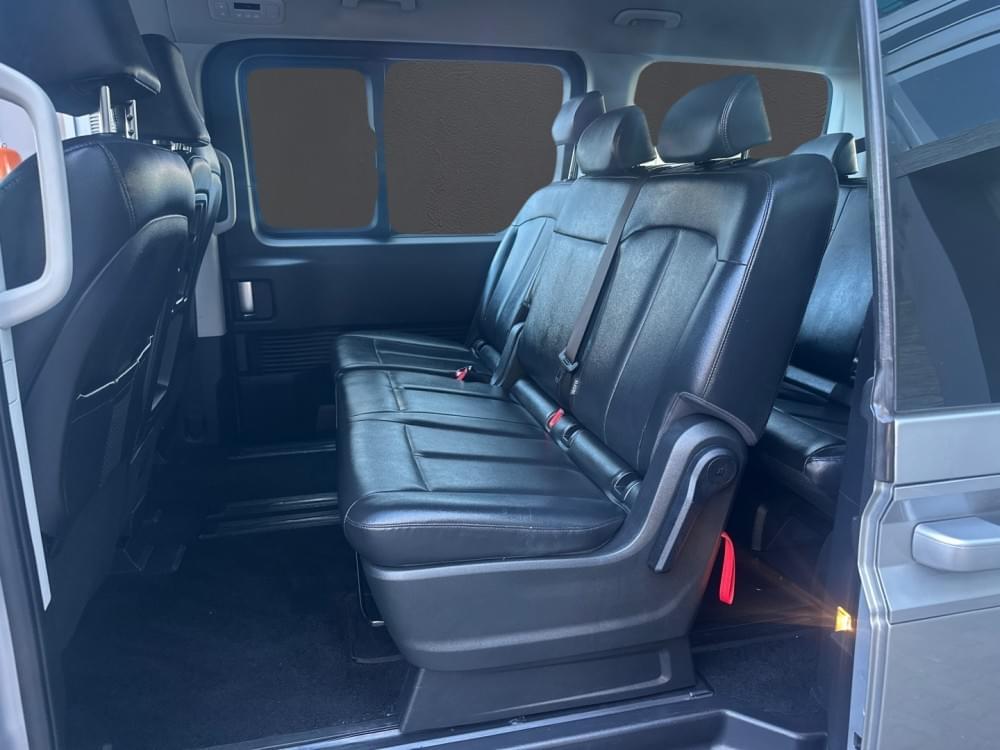Hyundai N/A 2.2D Executive 9 Seater At