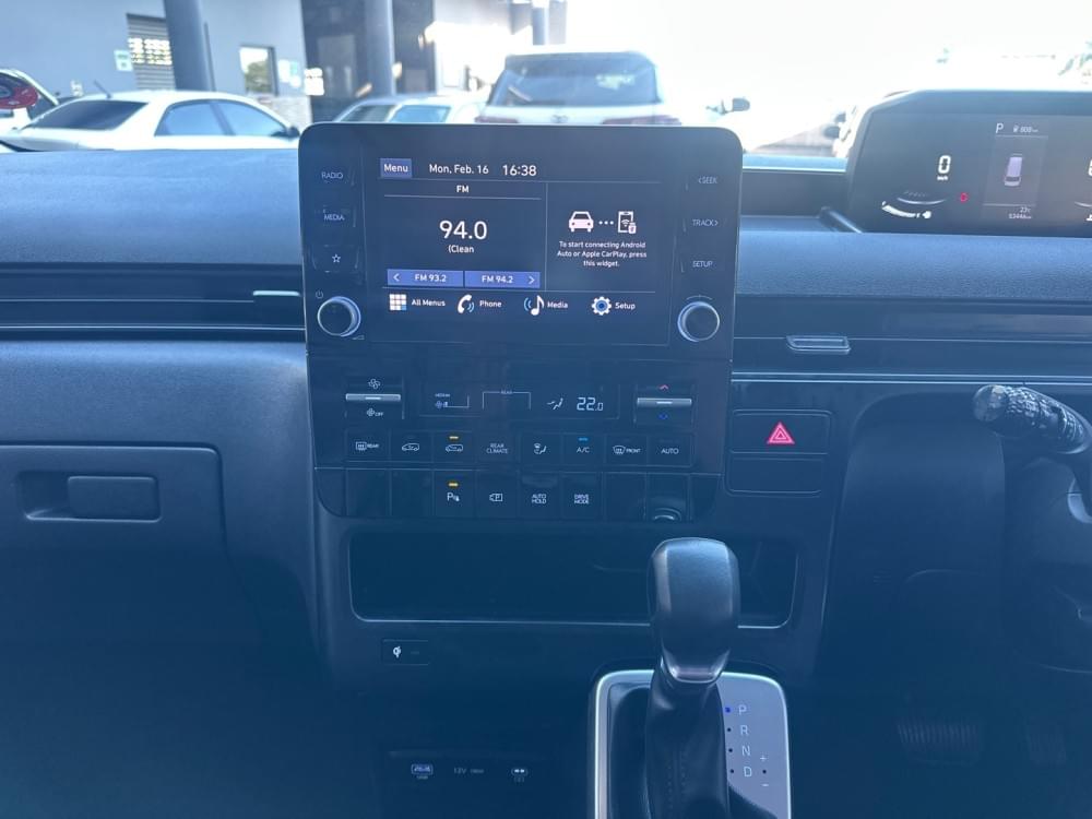 Hyundai N/A 2.2D Executive 9 Seater At