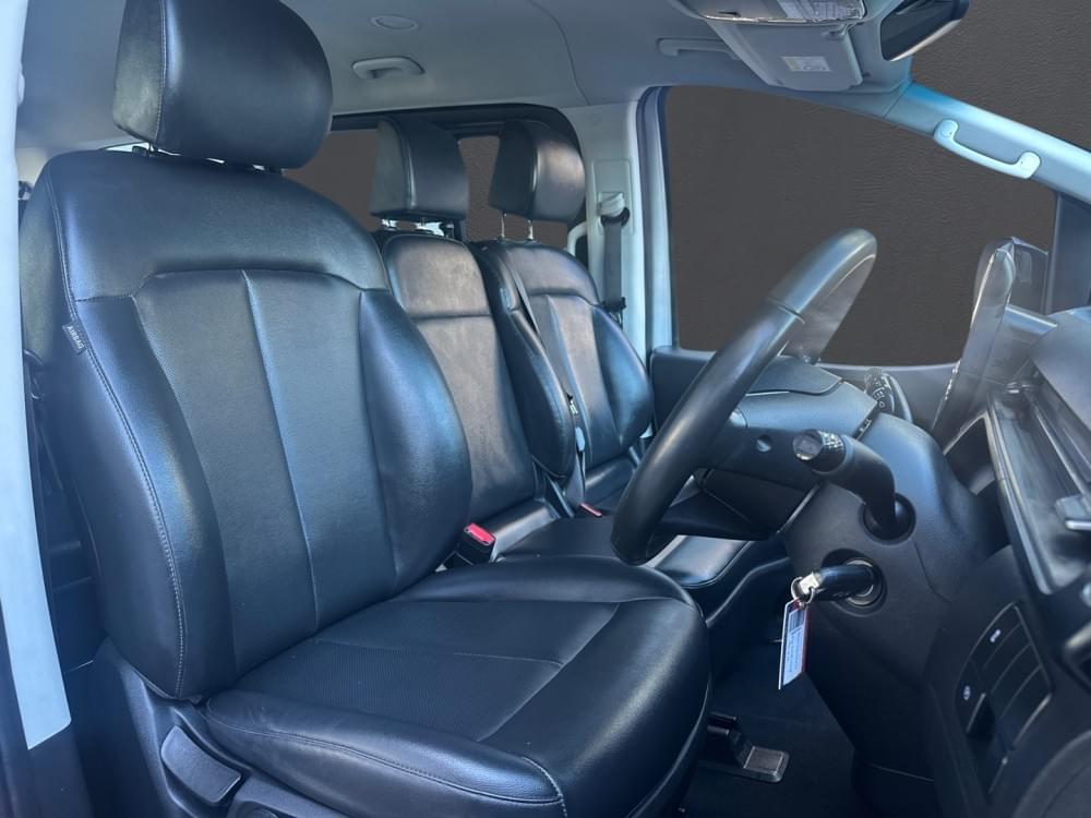 Hyundai Staria 2.2D Executive 9 Seater At
