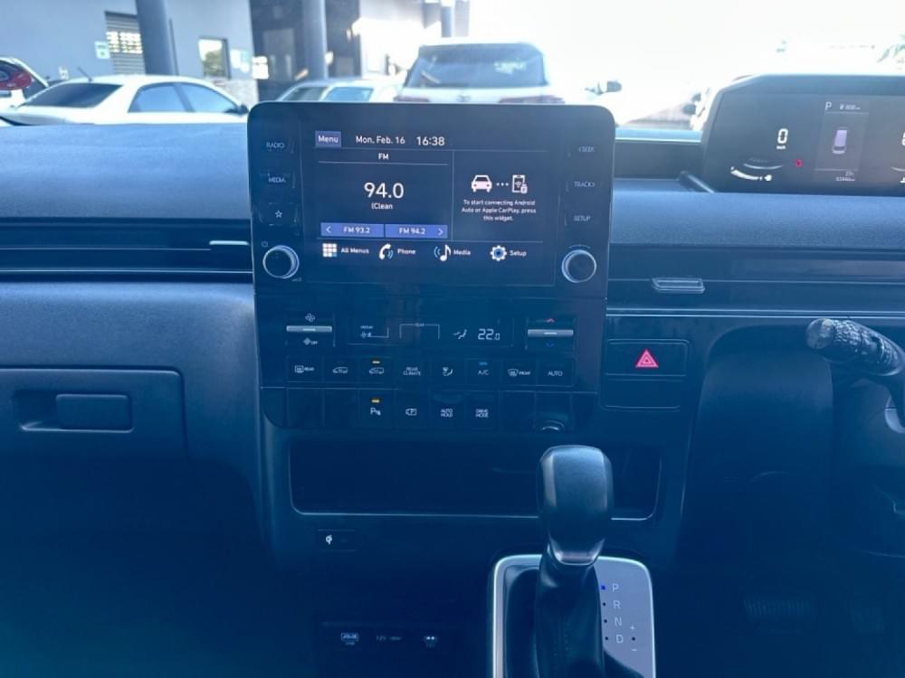 Hyundai Staria 2.2D Executive 9 Seater At