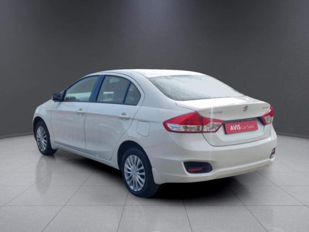 Suzuki N/A 1.5 Gl At