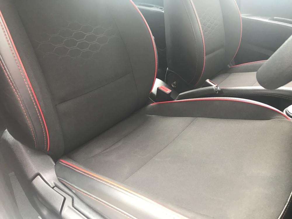 Hyundai N/A 1.2 Premium At