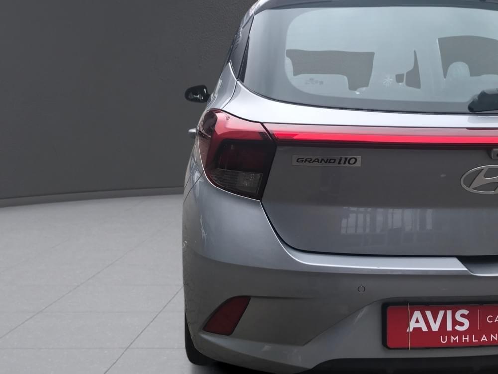 Hyundai N/A 1.2 Premium At