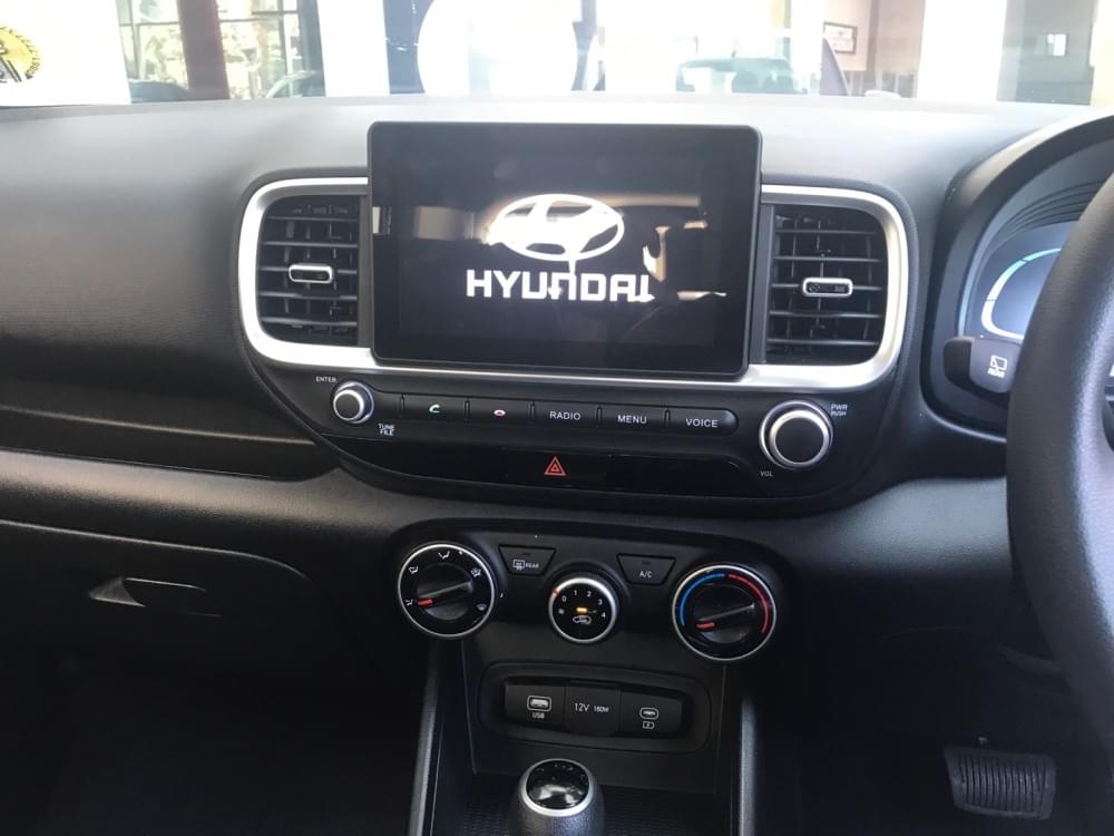 Hyundai Venue 1.0 Motion Dct
