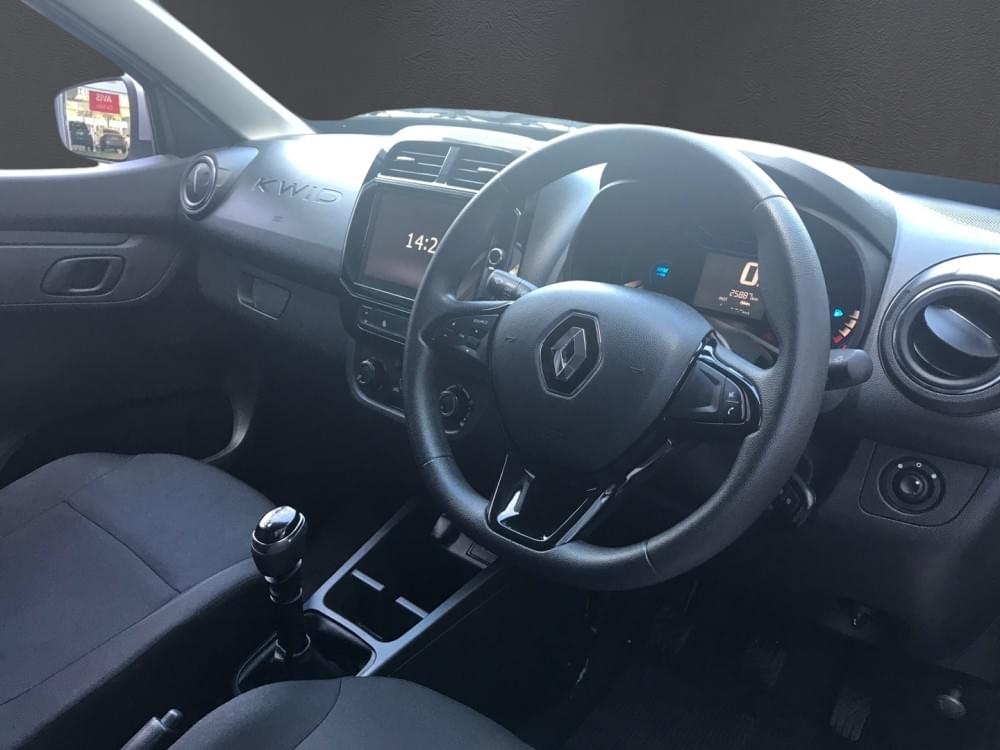 Renault N/A 1.0 Techno