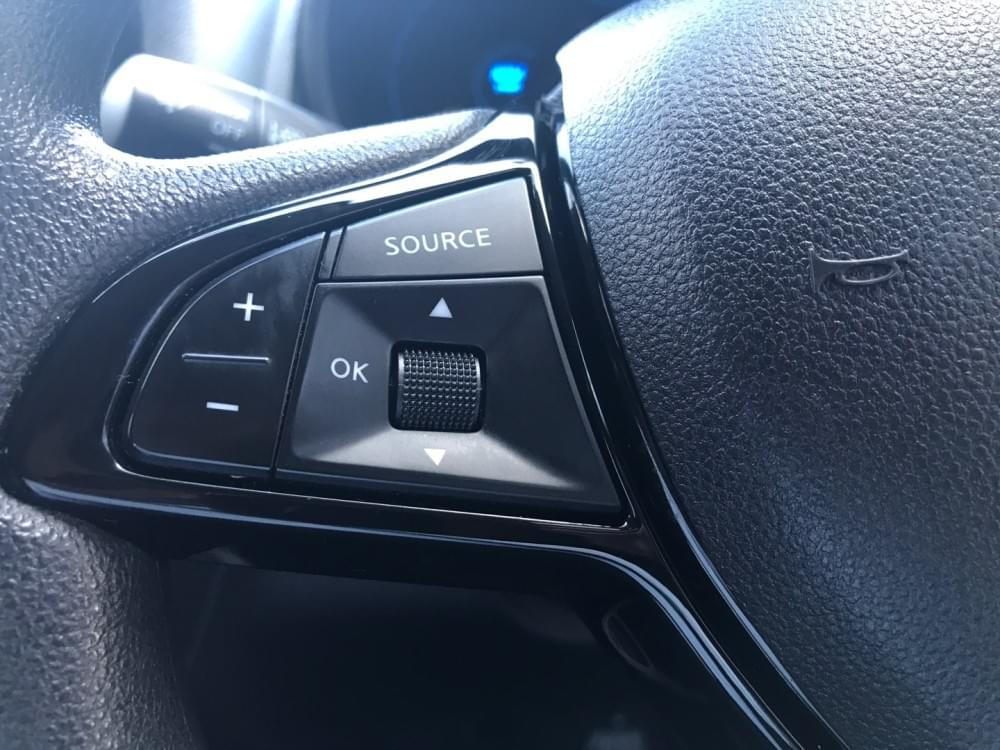 Renault N/A 1.0 Techno