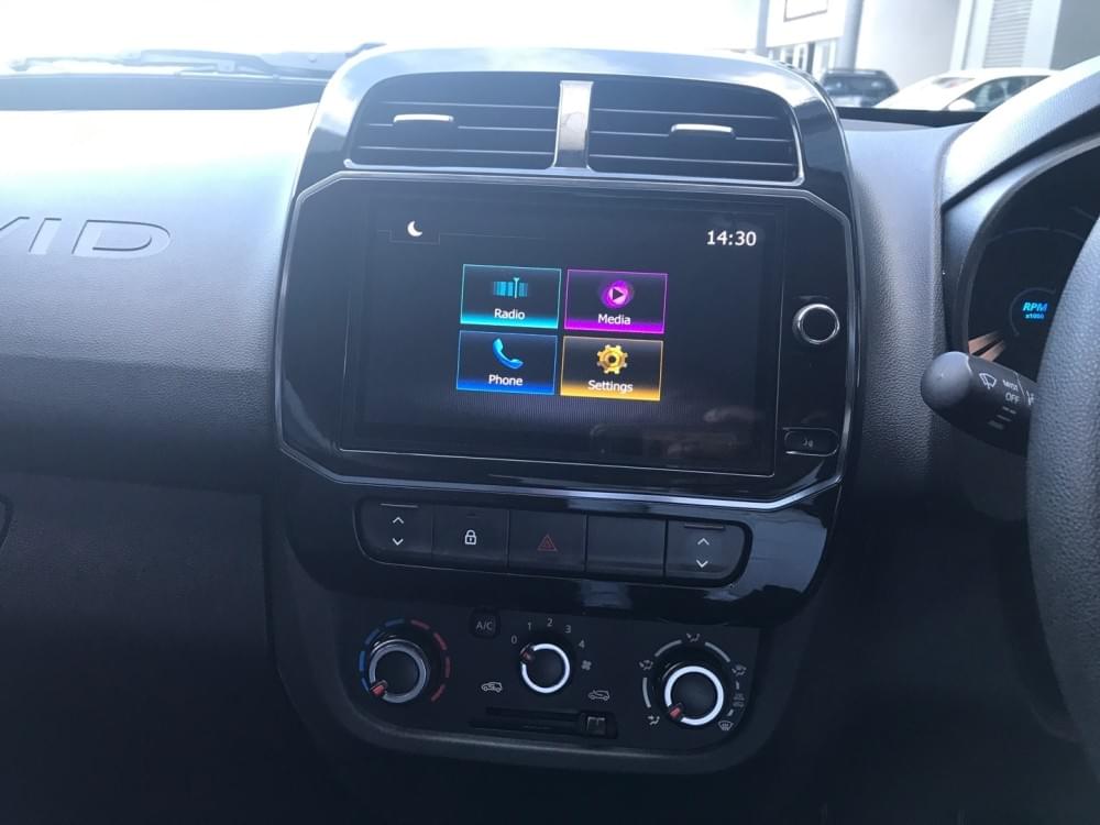 Renault N/A 1.0 Techno