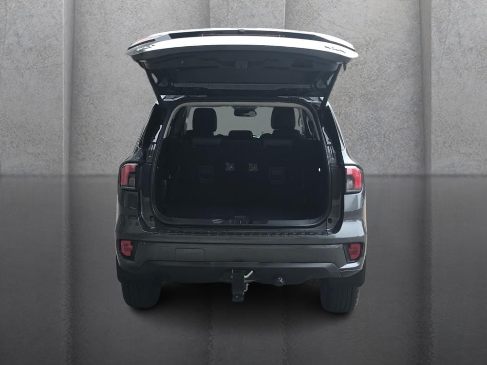 Ford Everest 2.0L Xlt 10At 4X4