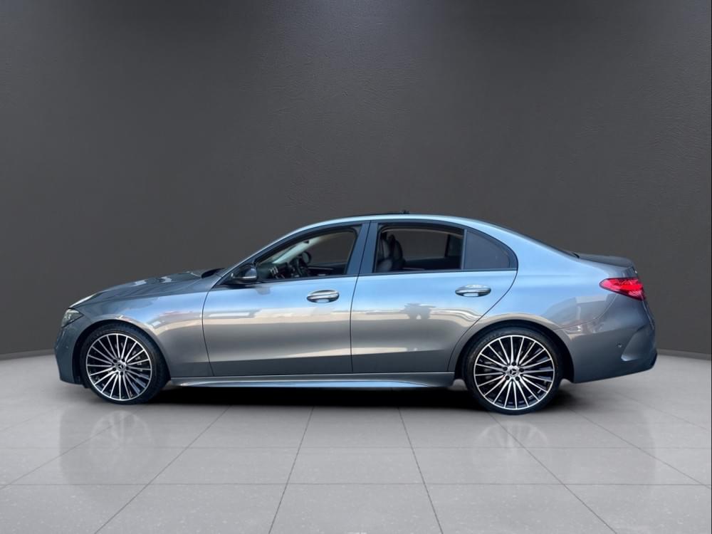 Mercedes Benz C-Class Sedan 220D