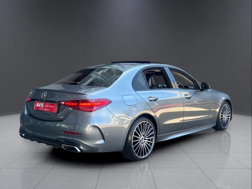 Mercedes Benz C-Class Sedan 220D