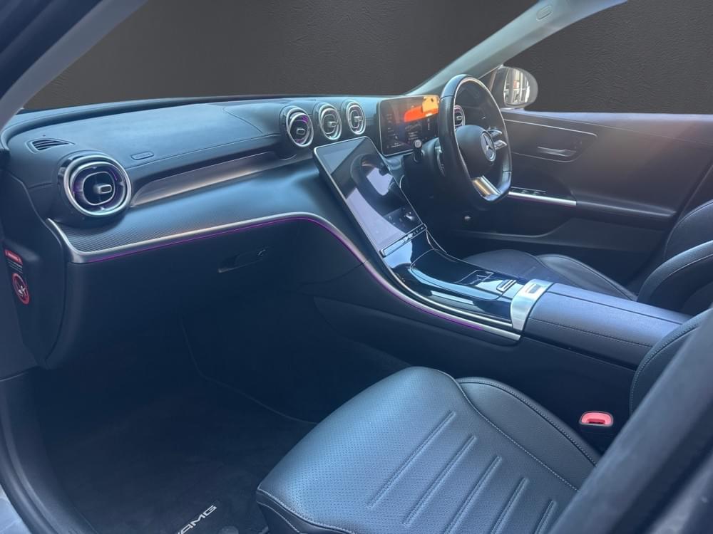 Mercedes Benz C-Class Sedan 220D