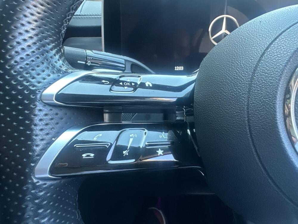 Mercedes Benz C-Class Sedan 220D