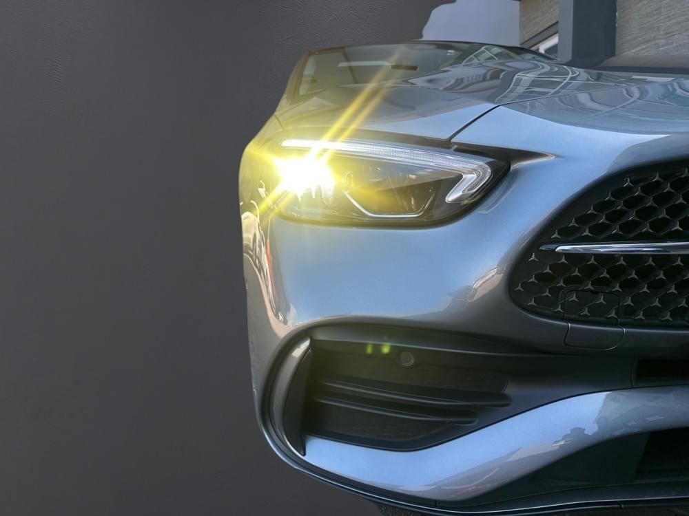 Mercedes Benz C-Class Sedan 220D