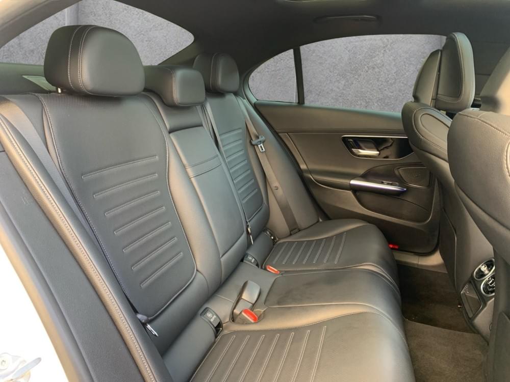 Mercedes Benz C-Class Sedan 200