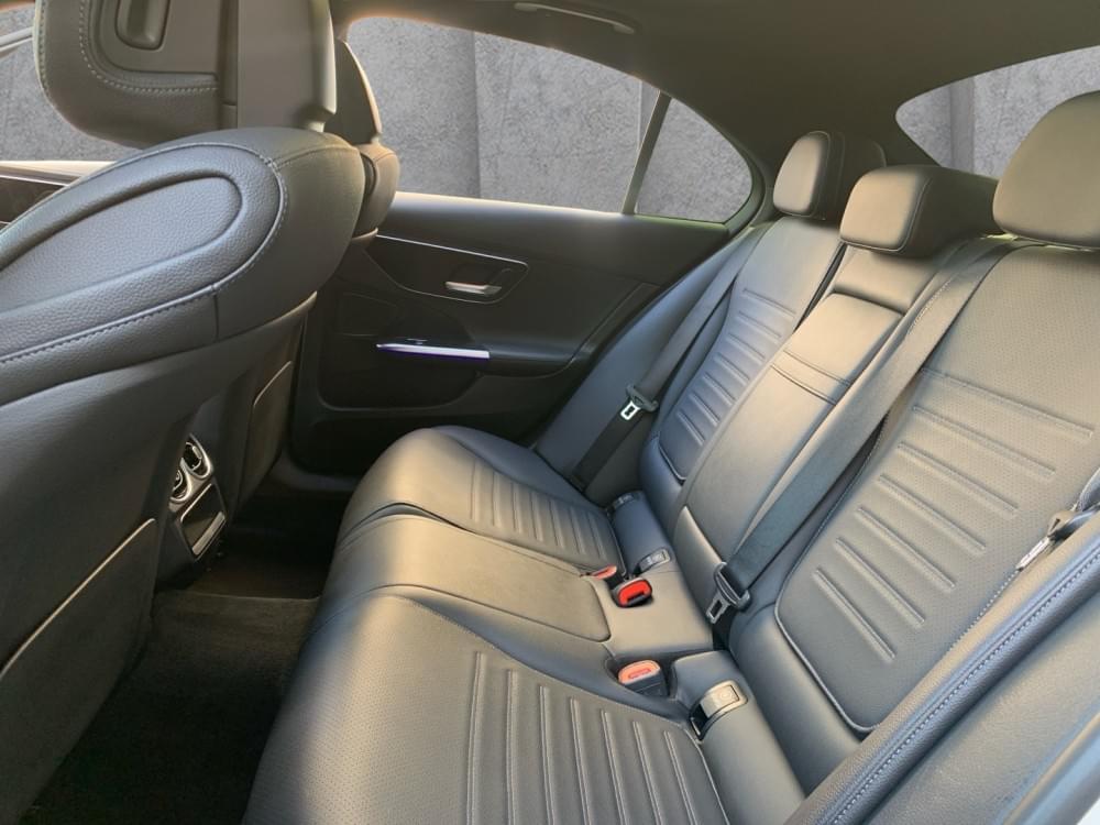 Mercedes Benz C-Class Sedan 200