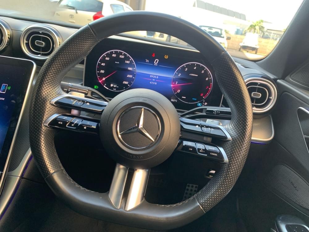 Mercedes Benz C-Class Sedan 200