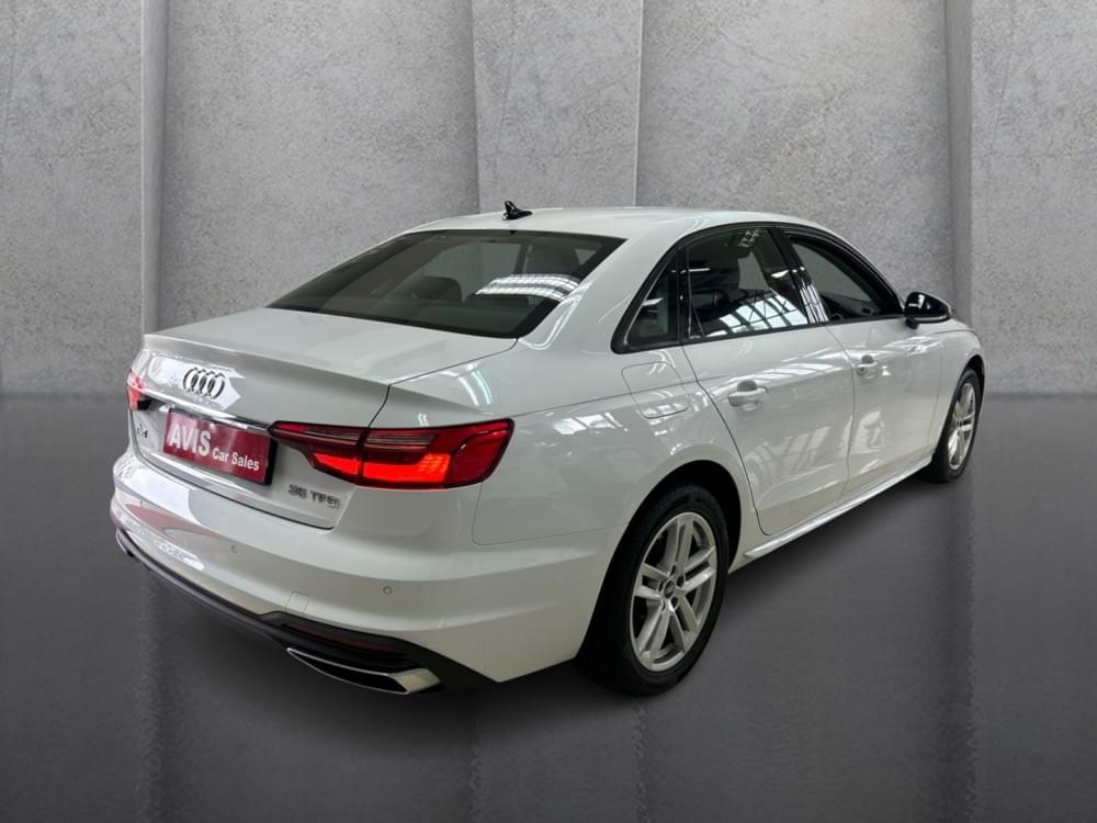 Audi A4 Sedan 35 Tfsi S Tronic