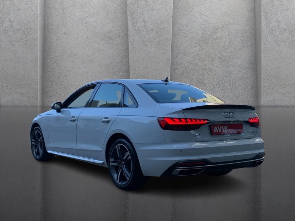 Audi A4 Sedan 35 Tfsi S Tronic Advanced