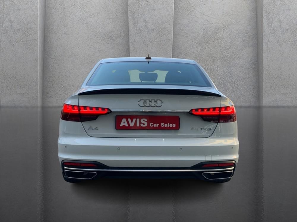 Audi A4 Sedan 35 Tfsi S Tronic Advanced