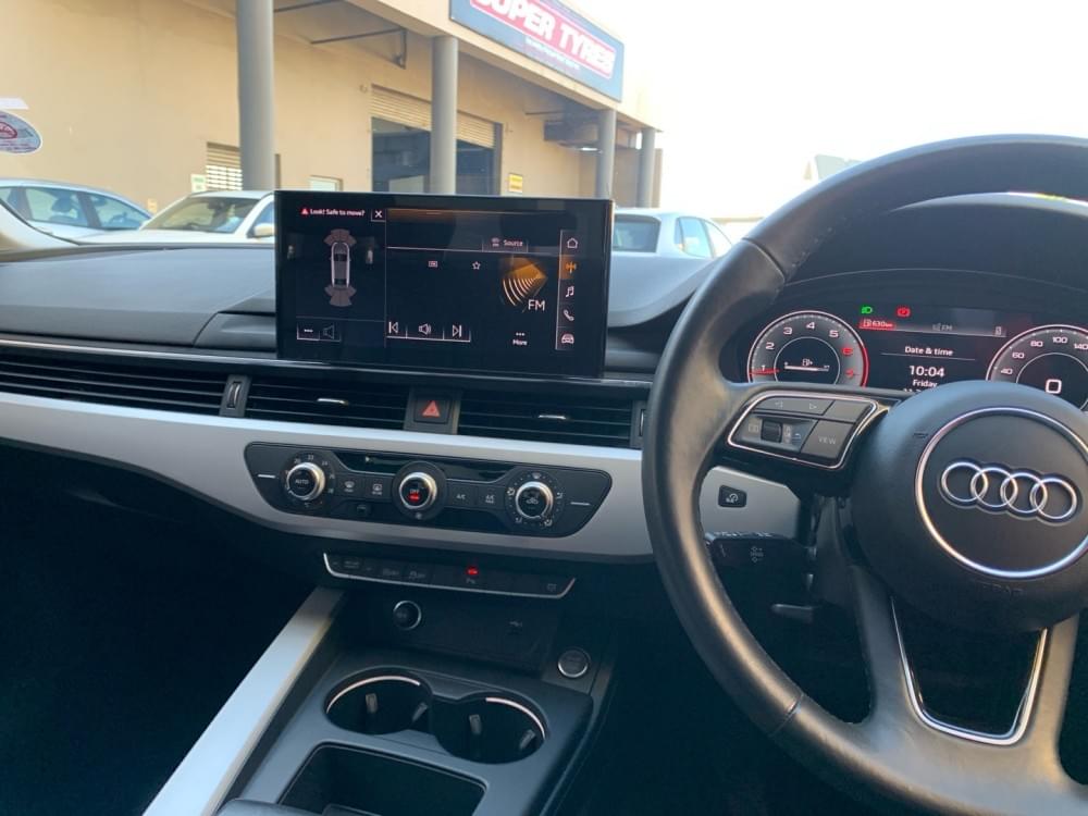 Audi A4 Sedan 35 Tfsi S Tronic Advanced