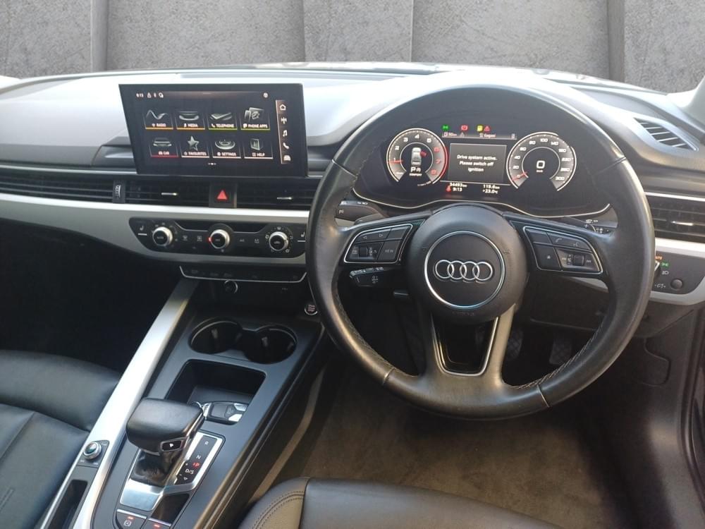 Audi A4 Sedan 35 Tfsi S Tronic