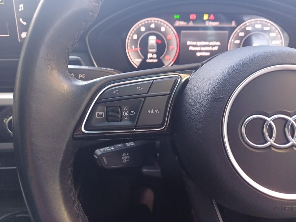 Audi A4 Sedan 35 Tfsi S Tronic