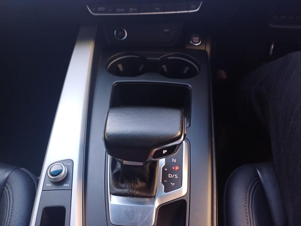 Audi A4 Sedan 35 Tfsi S Tronic