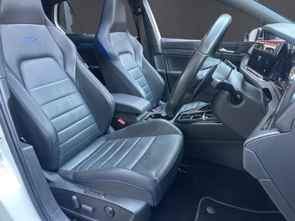 Volkswagen Golf 8 2.0 Gti R