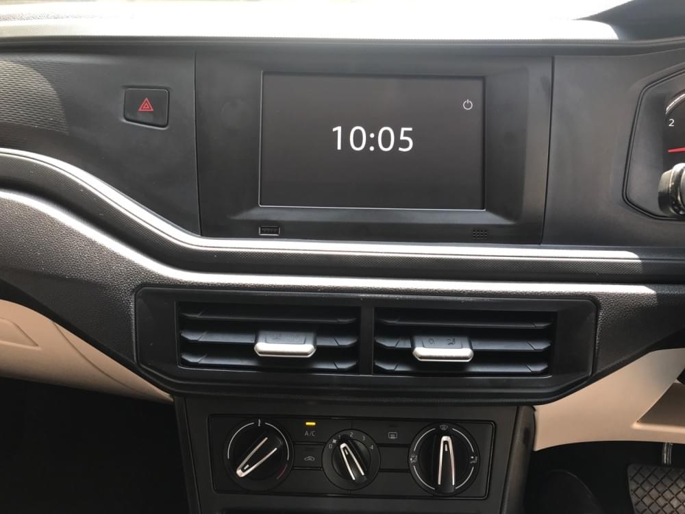 Volkswagen Polo Sedan 1.6 Tiptronic