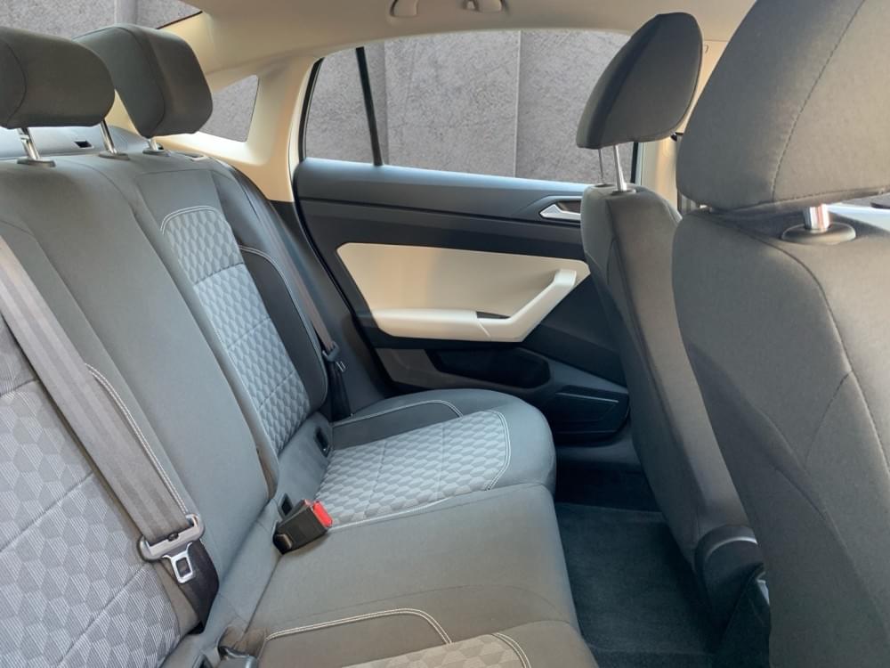 Volkswagen Polo Sedan 1.6 Tiptronic
