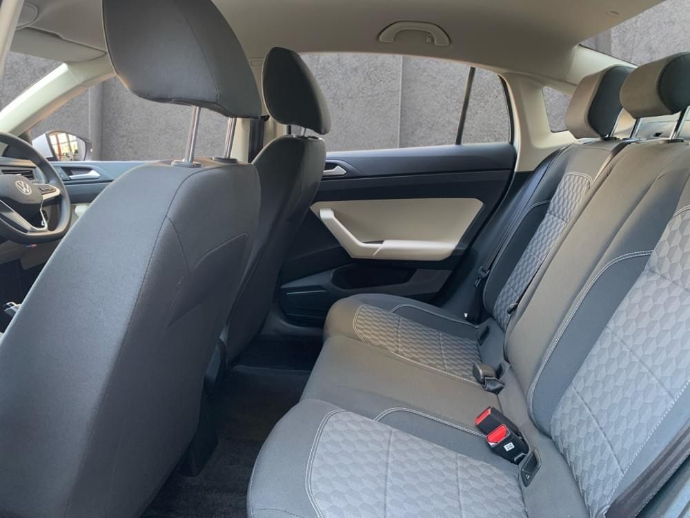 Volkswagen Polo Sedan 1.6 Tiptronic